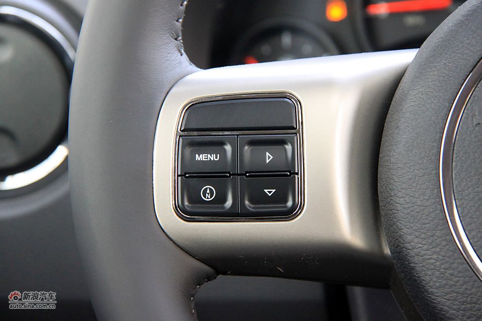 2011款指南者实拍