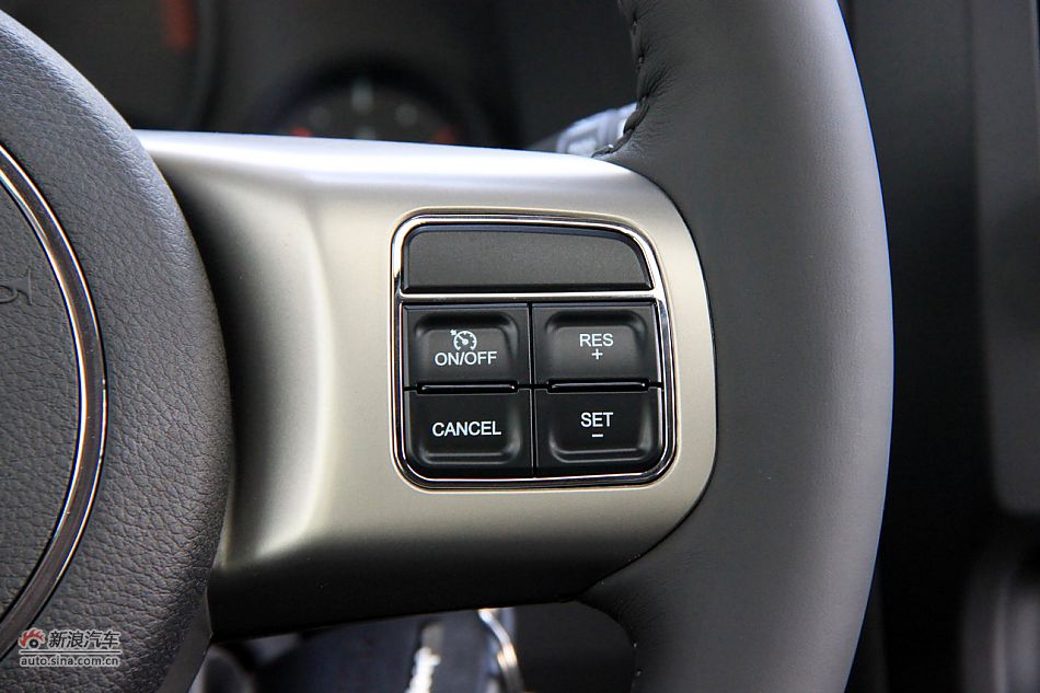 2011款指南者实拍