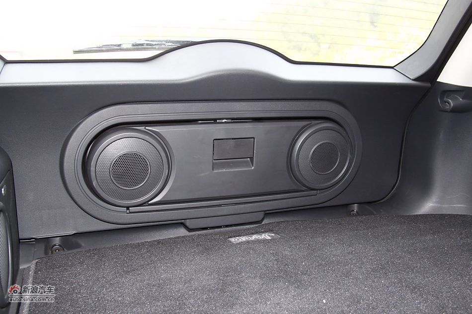 Jeep指南者2.4L CVT豪华版