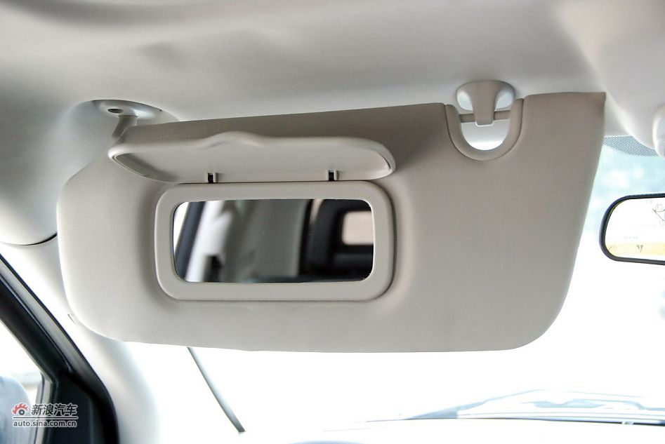 2011款Jeep指南者豪华导航版