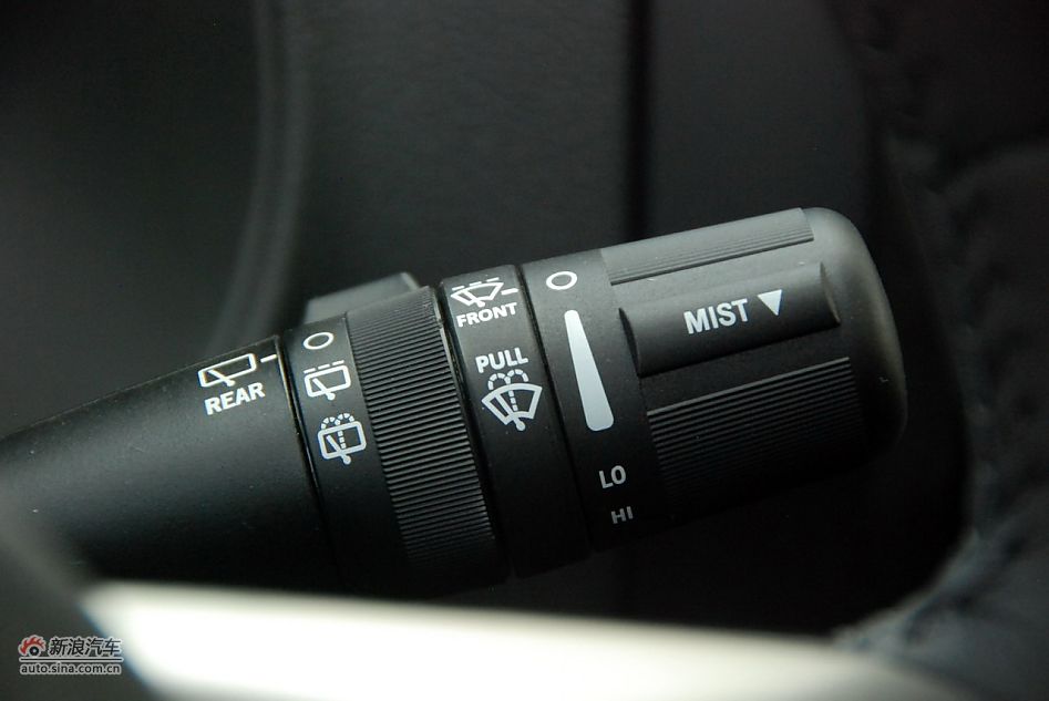 2011款Jeep指南者豪华导航版