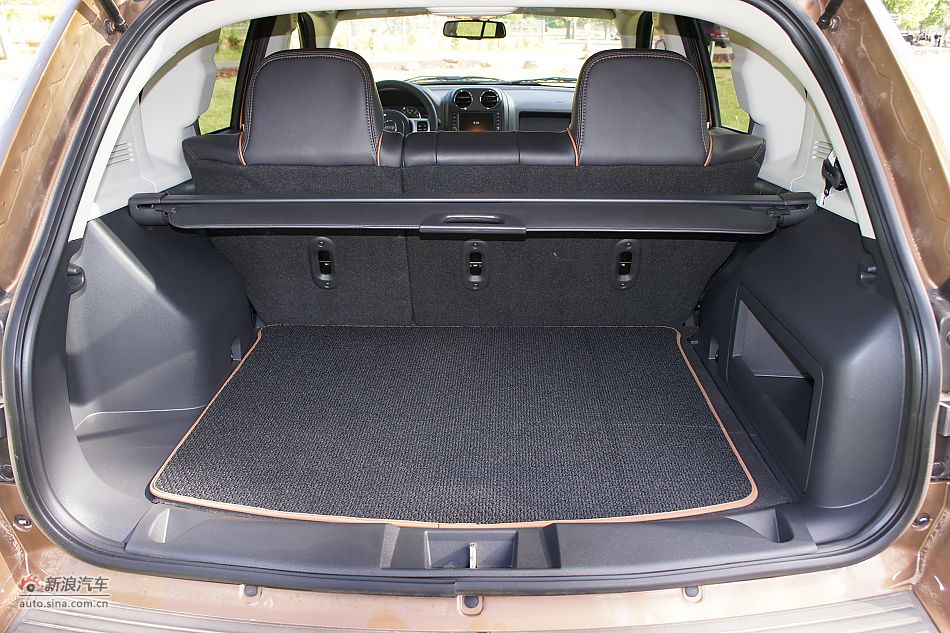 2011款Compass指南者70周年限量版