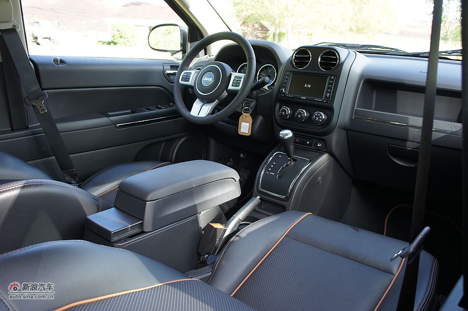 2011款Compass指南者70周年限量版