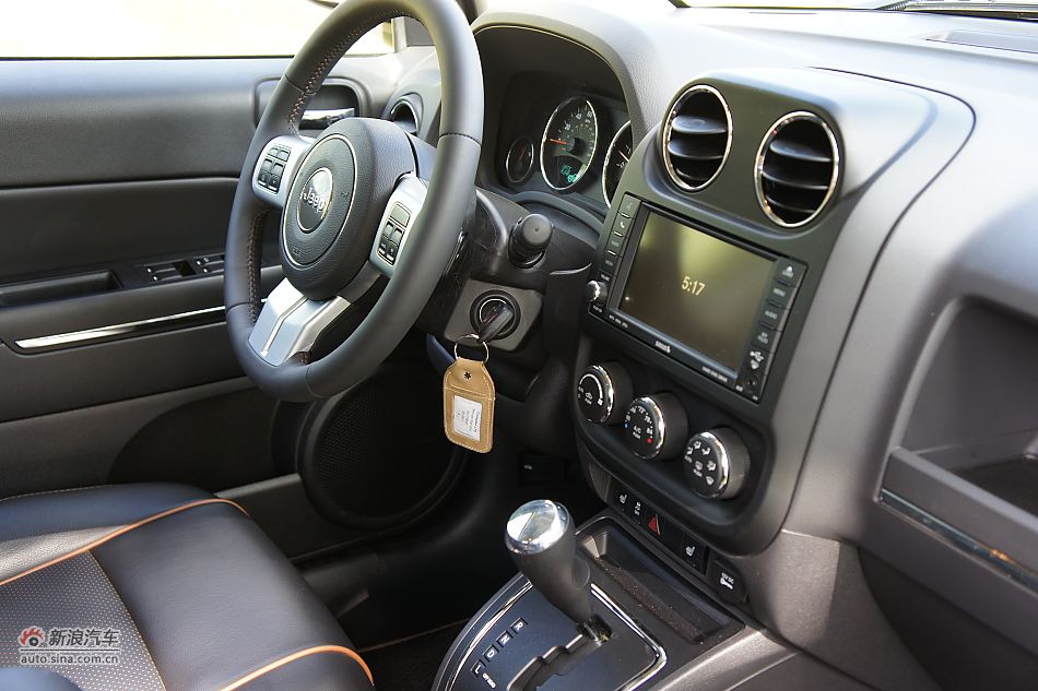 2011款Compass指南者70周年限量版