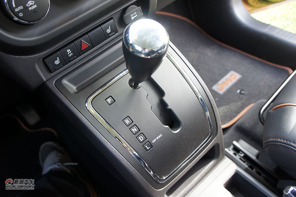 2011款Compass指南者70周年限量版