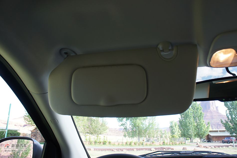 2011款Compass指南者70周年限量版