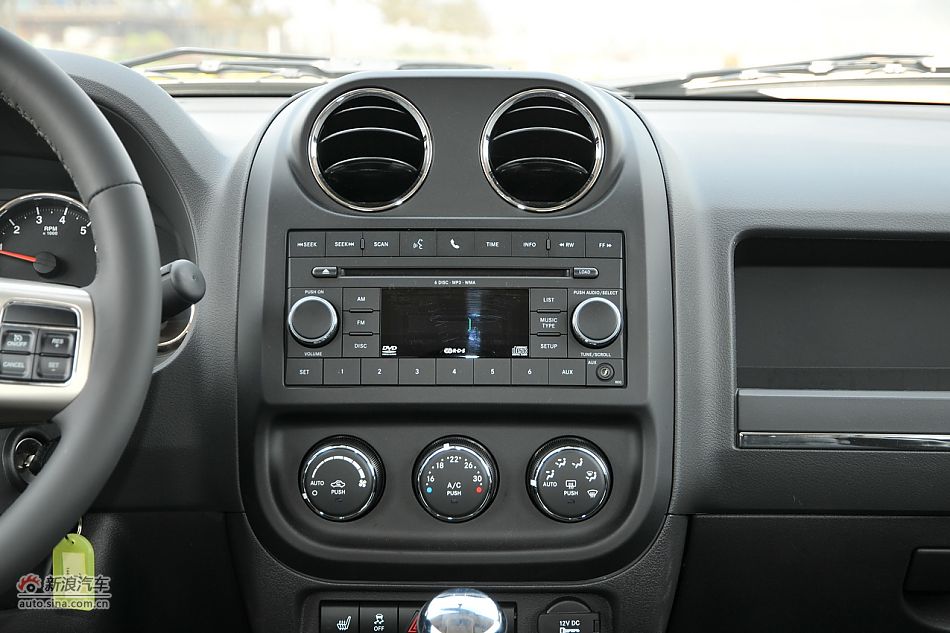 2011款Jeep指南者