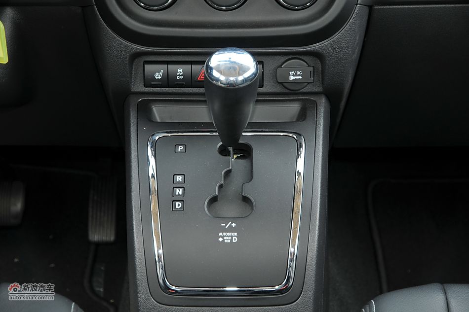 2011款Jeep指南者