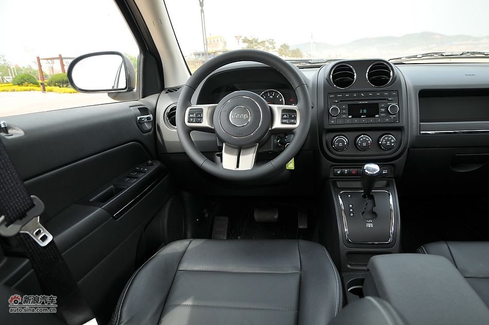 2011款Jeep指南者