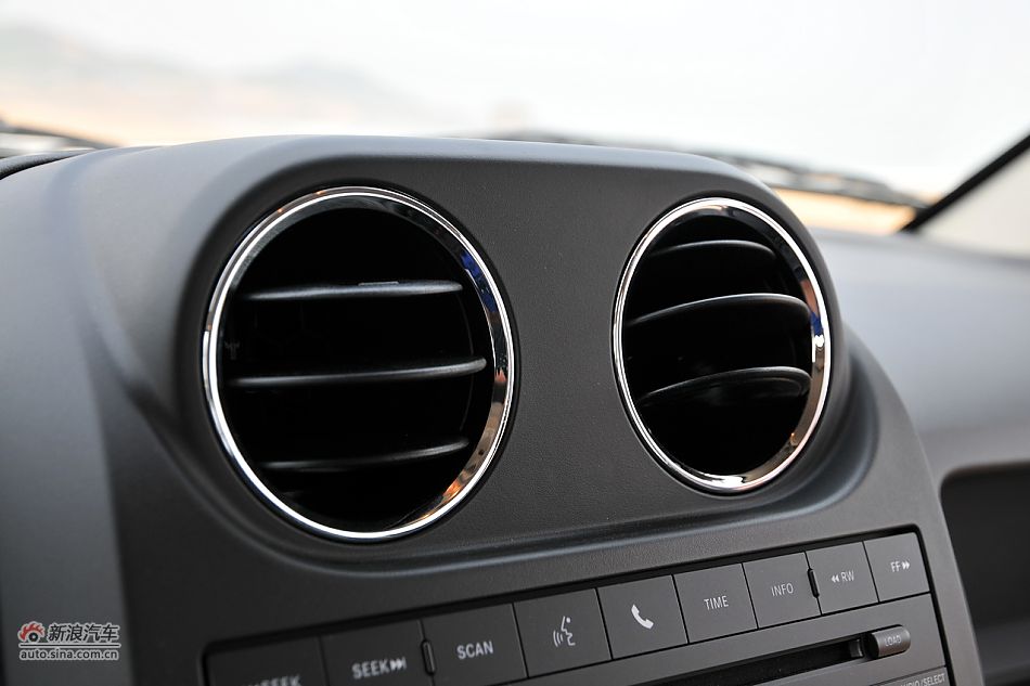 2011款Jeep指南者