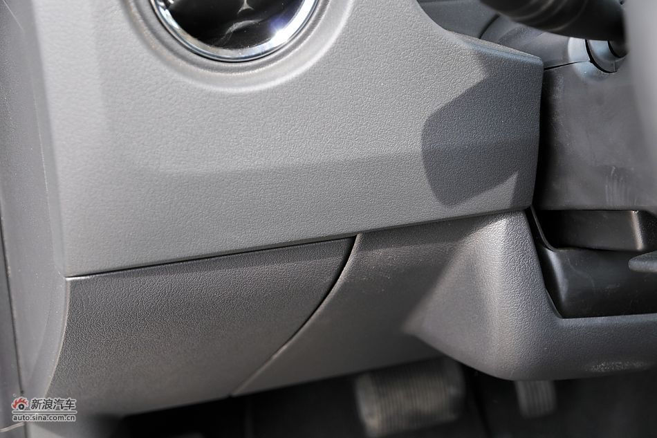 2011款Jeep指南者