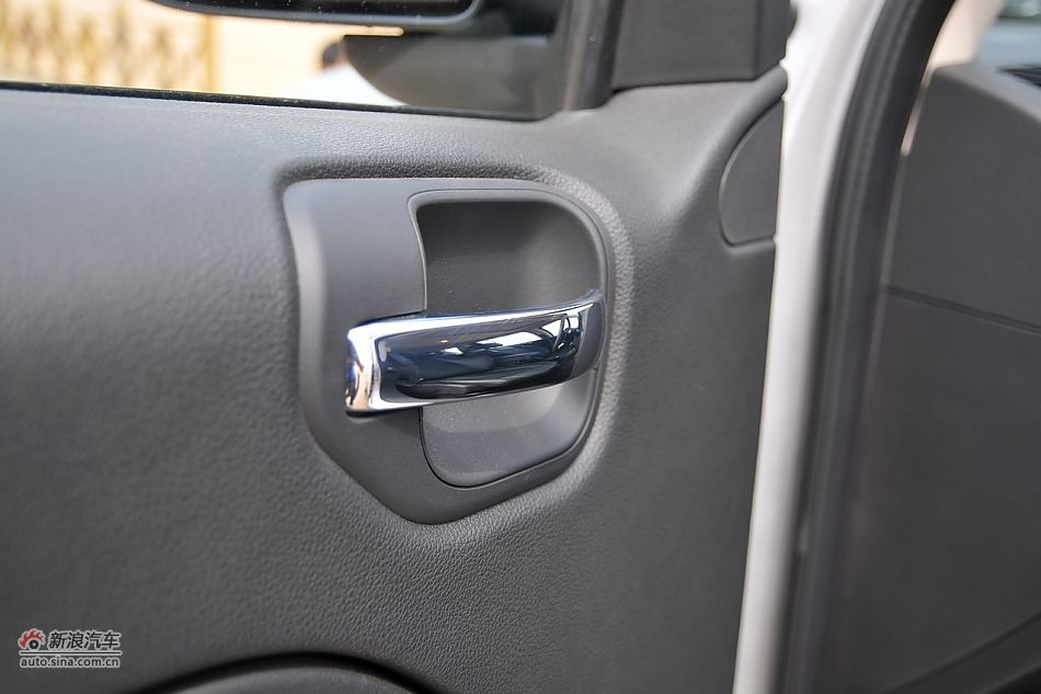 2011款Jeep指南者