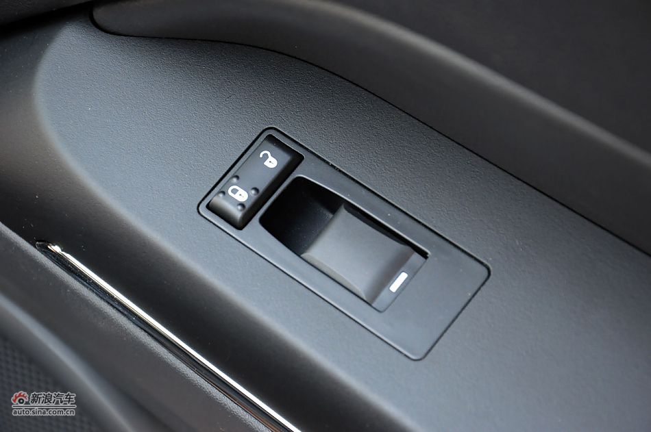 2012款指南者实拍