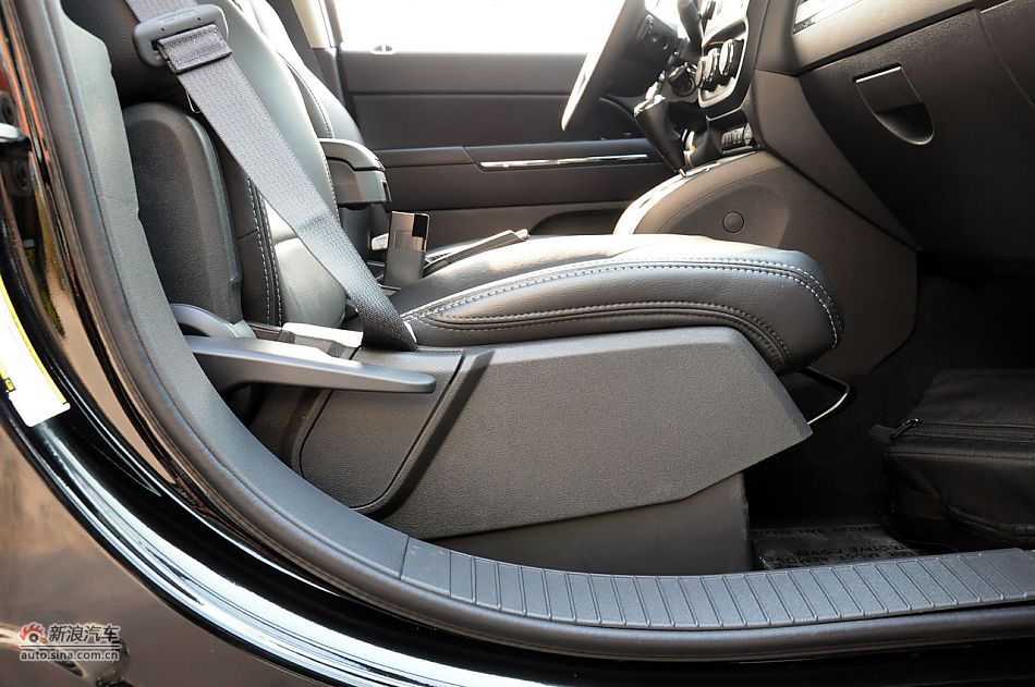 2012款指南者实拍