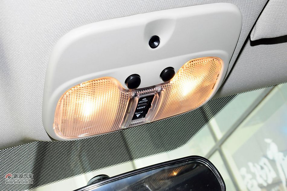 2012款指南者实拍