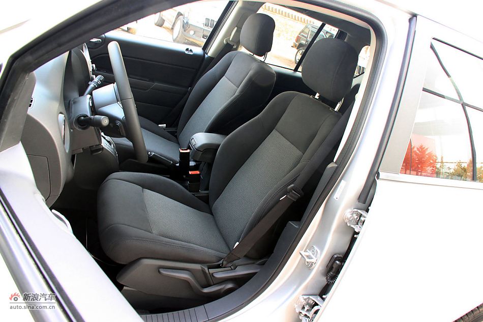 2011款指南者实拍