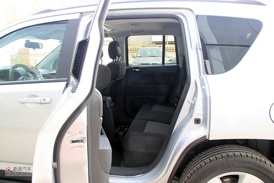 2011款指南者实拍