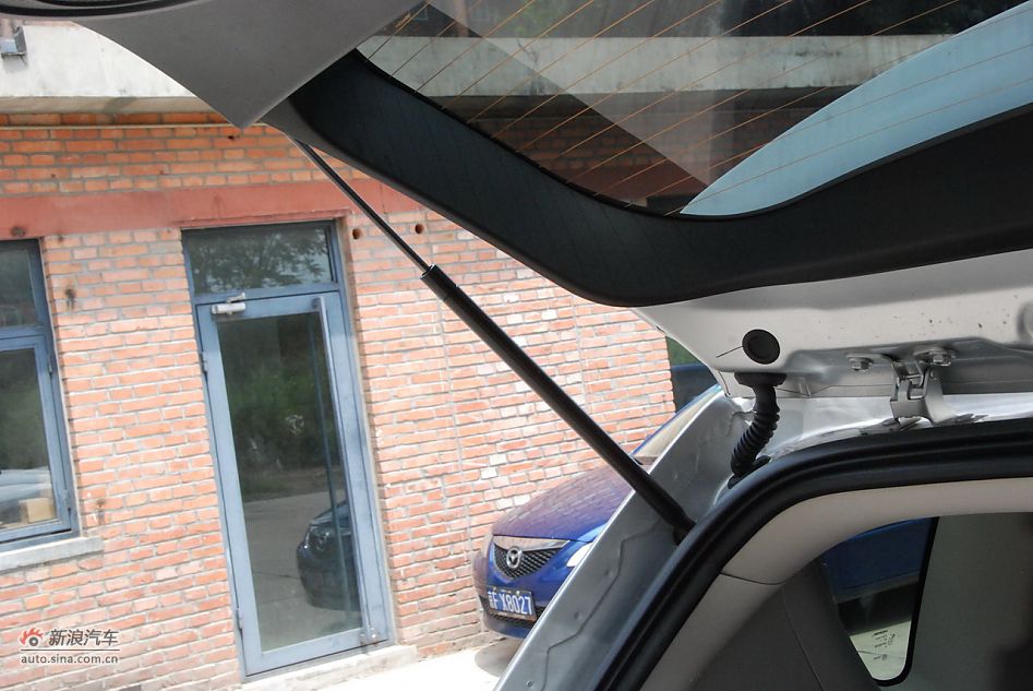 2011款Jeep指南者豪华导航版