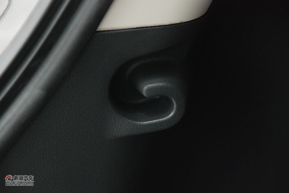 2011款Jeep指南者豪华导航版