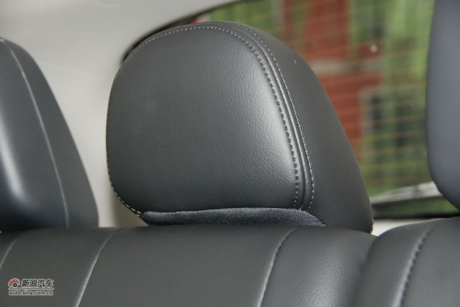 2011款Jeep指南者豪华导航版