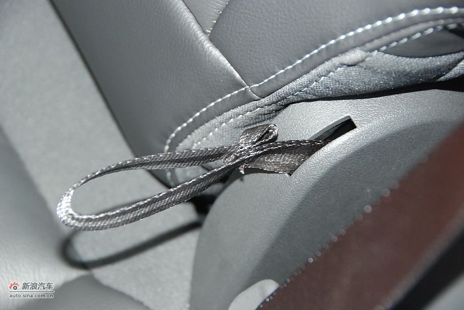 2011款Jeep指南者豪华导航版