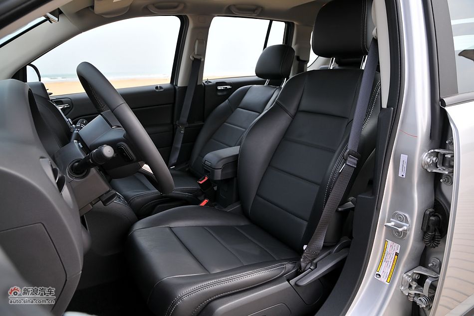 2011款Jeep指南者