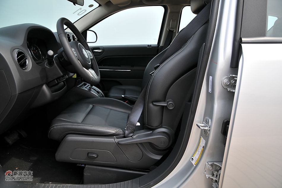 2011款Jeep指南者