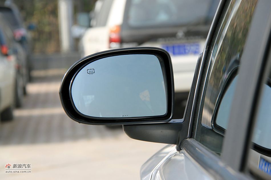 2011款指南者实拍