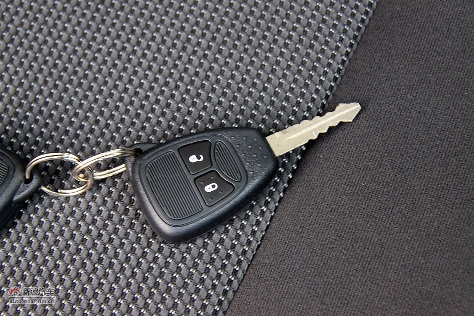 2011款指南者实拍