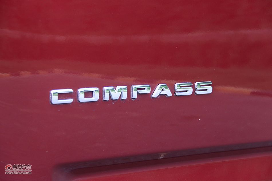 Jeep指南者2.4L CVT豪华版