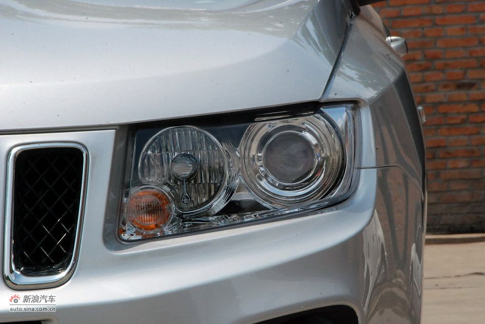 2011款Jeep指南者豪华导航版