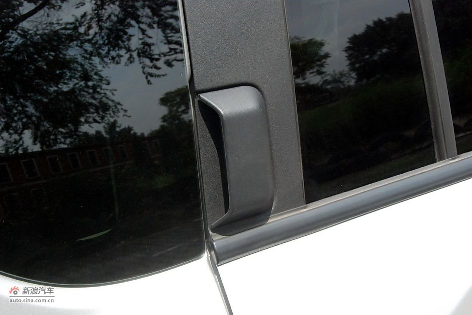 2011款Jeep指南者豪华导航版