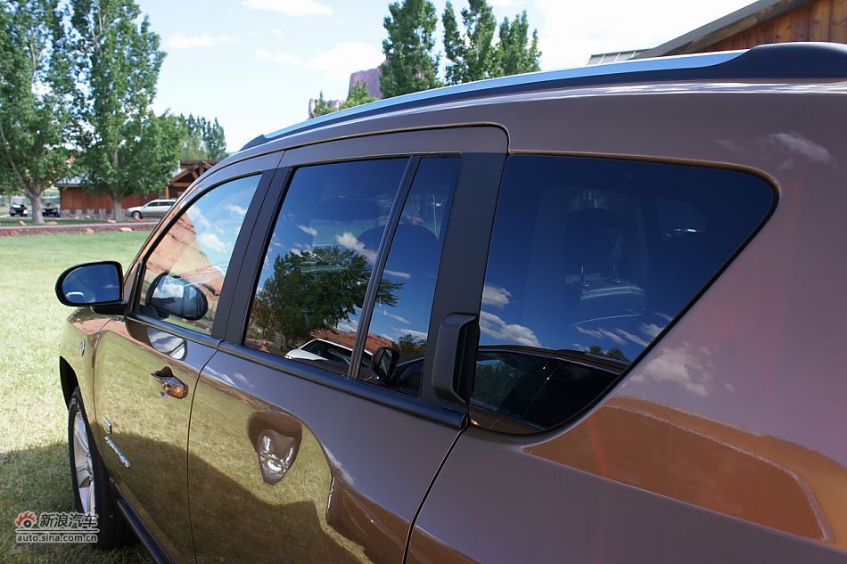 2011款Compass指南者70周年限量版