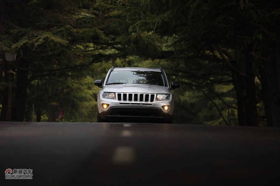 2011款Jeep指南者