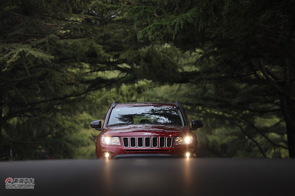 2011款Jeep指南者