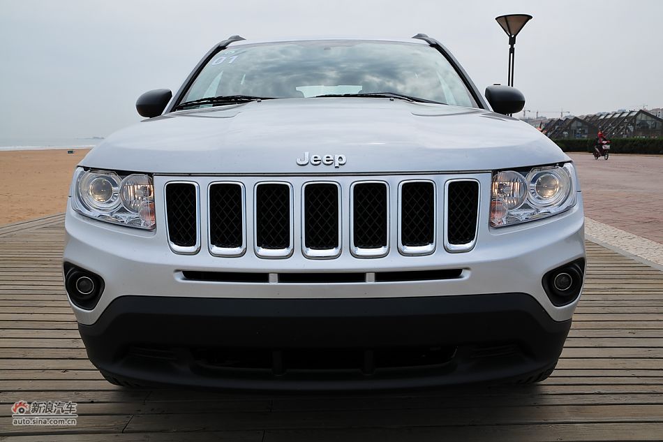 2011款Jeep指南者