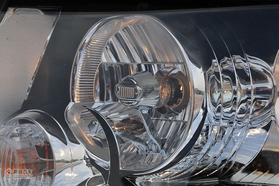 2011款Jeep指南者