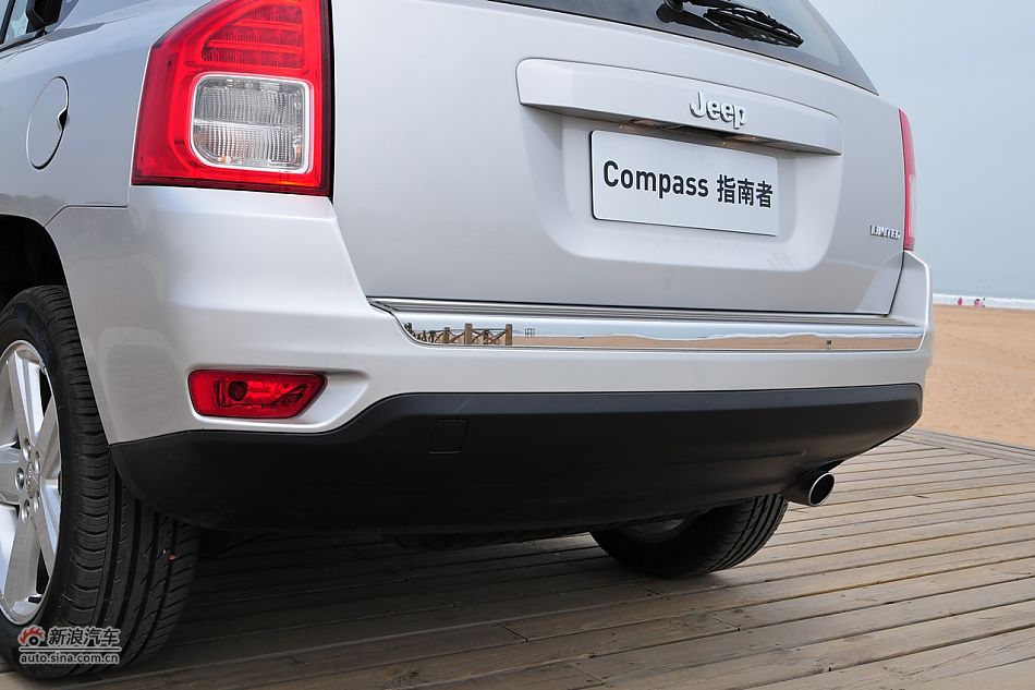 2011款Jeep指南者