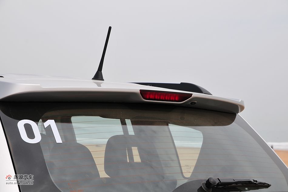 2011款Jeep指南者