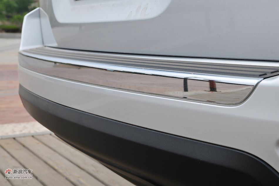 2011款Jeep指南者