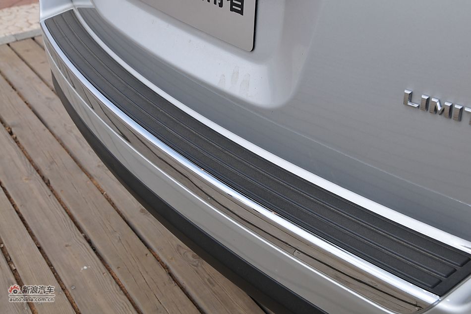 2011款Jeep指南者