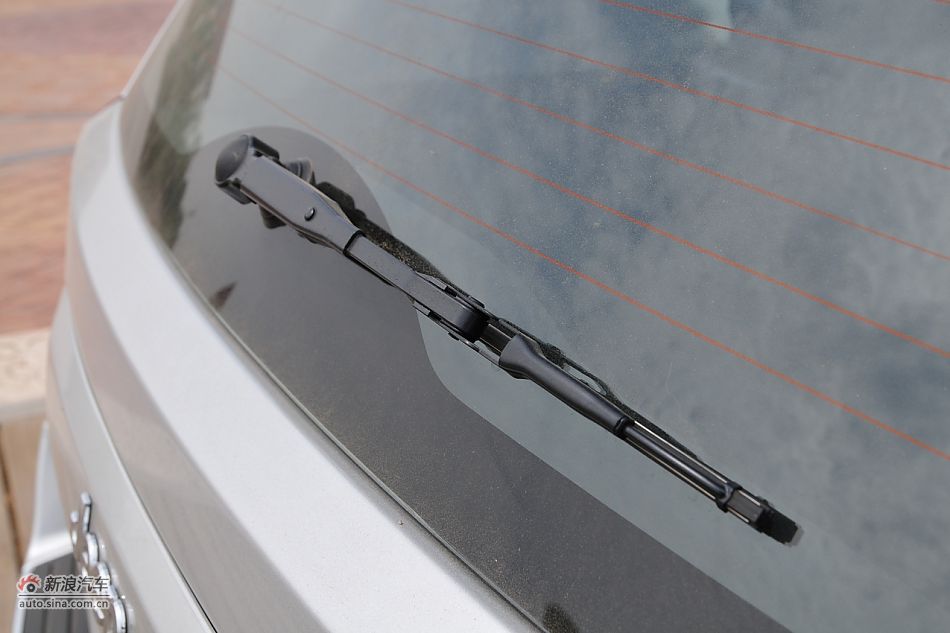 2011款Jeep指南者