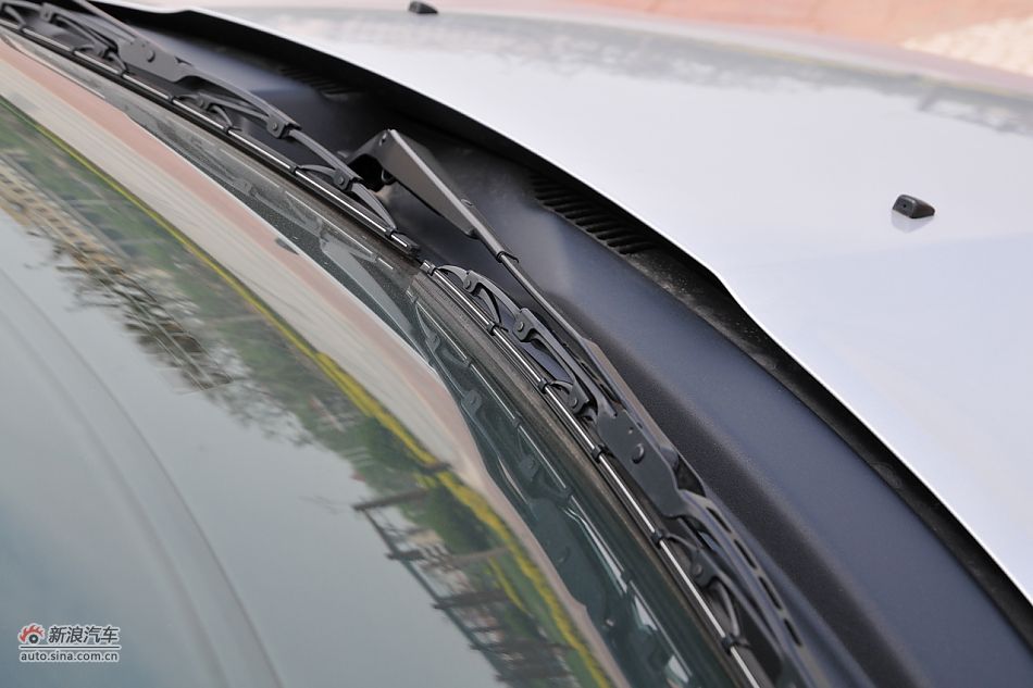 2011款Jeep指南者