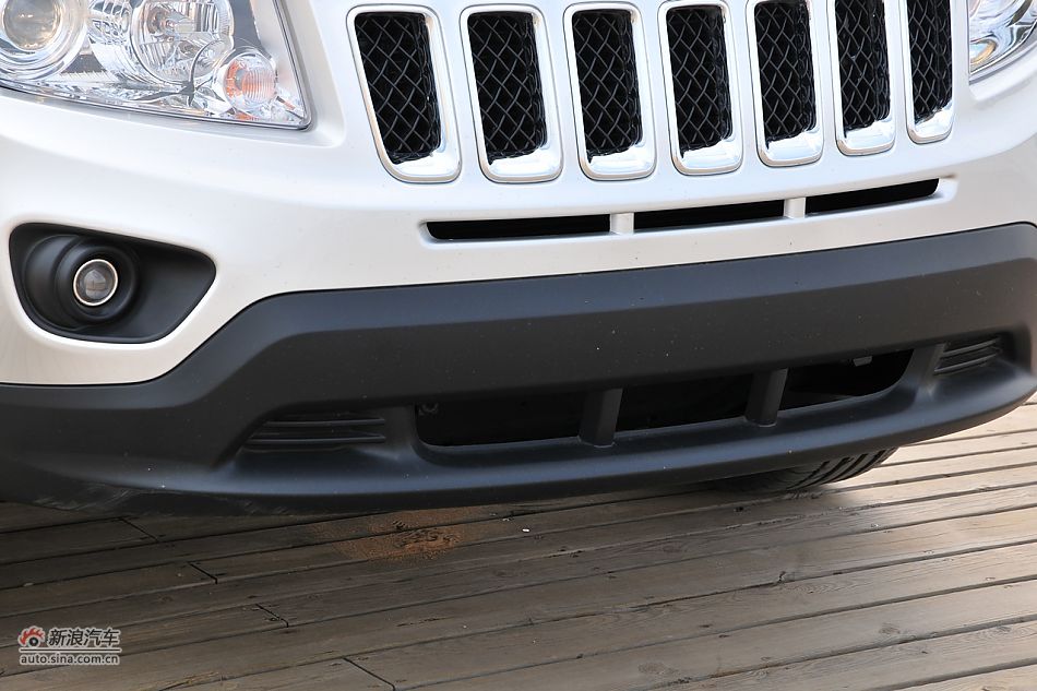 2011款Jeep指南者