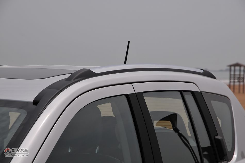 2011款Jeep指南者