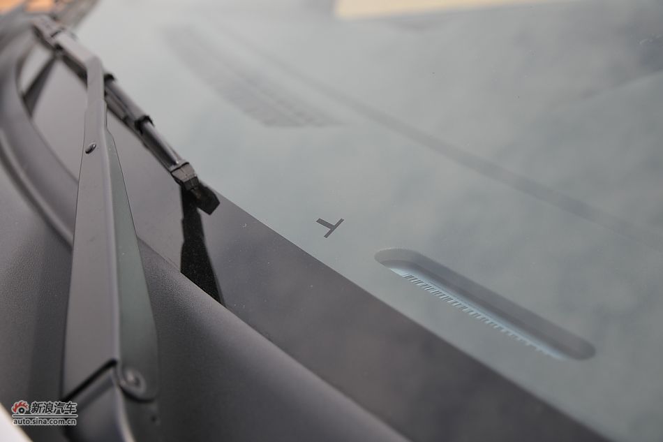 2011款Jeep指南者