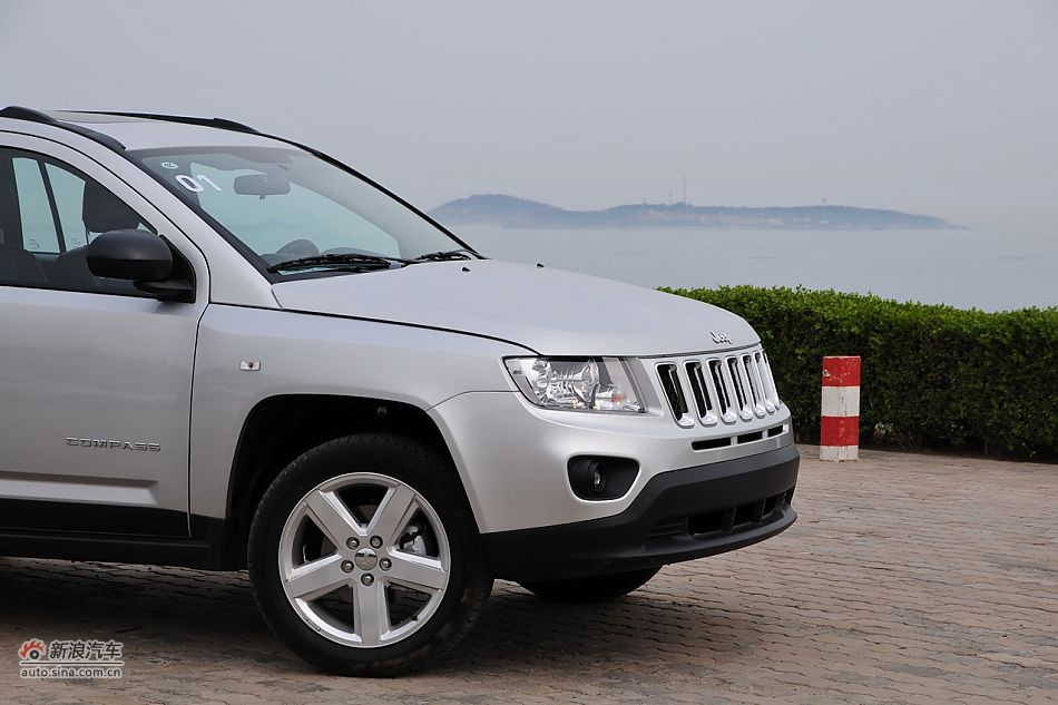 2011款Jeep指南者