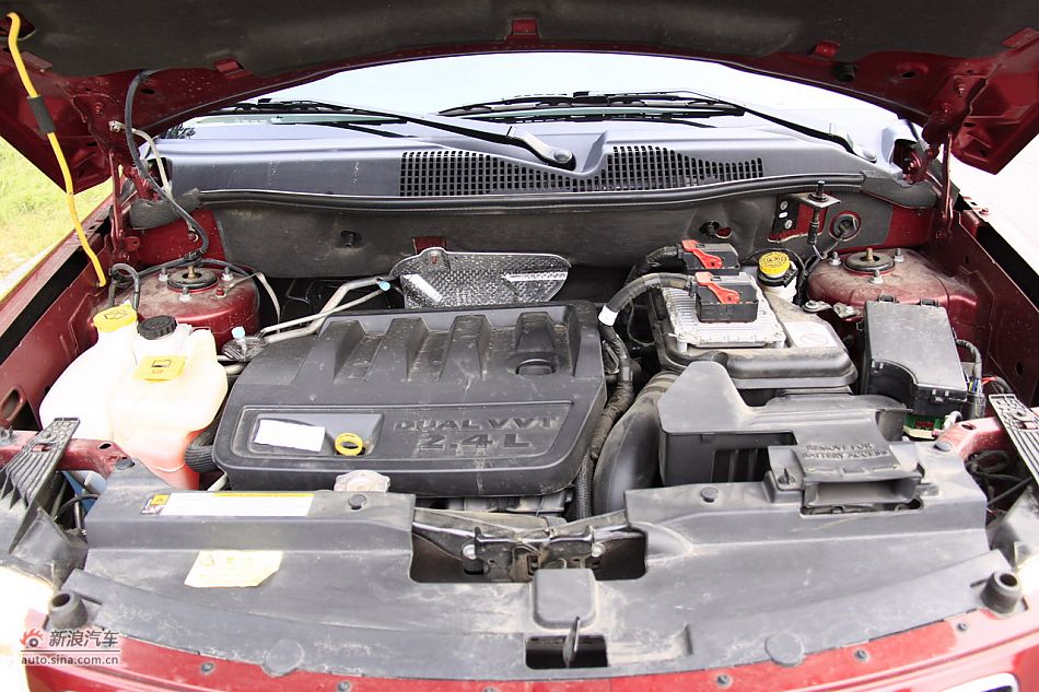 Jeep指南者2.4L CVT豪华版