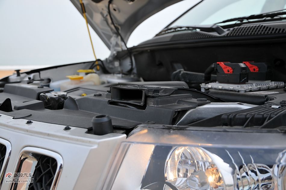 2011款Jeep指南者