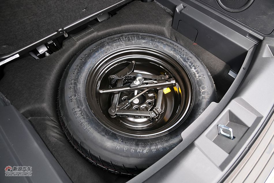 2011款Jeep指南者